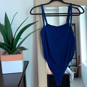 FREE PEOPLE royal blue ribbed bodysuit tank top (size small) ✨